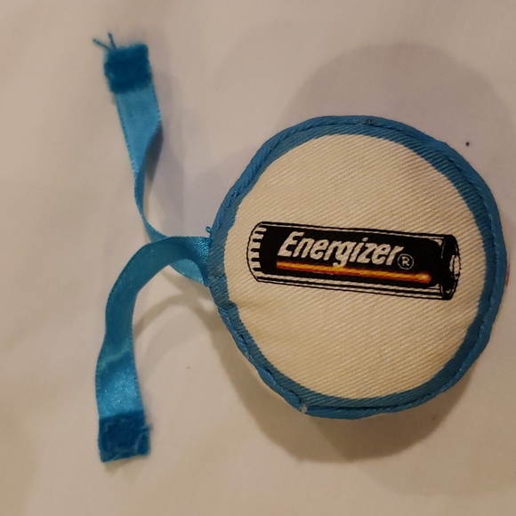 Vtg Energizer Bunny Plush Figurine 90's & 2 Collector Pins - Picture 9 of 9